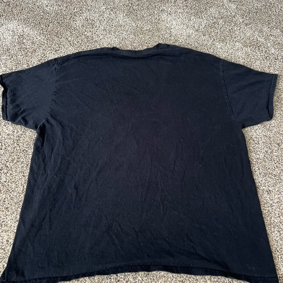 Men’s extra large graphic shirt - Picture 3 of 3